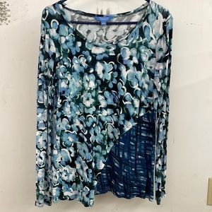 Way too cute women’s long sleeve top L